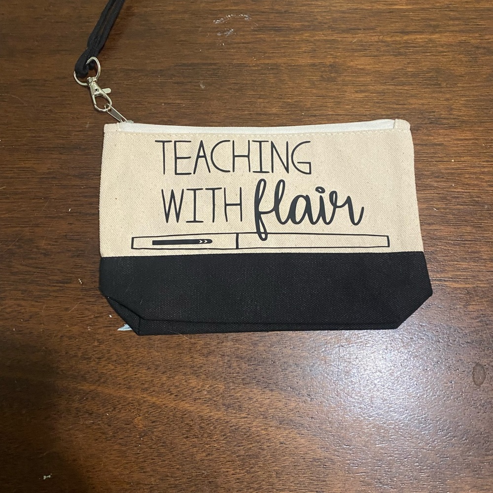 Black and Canvas Teacher’s bag.